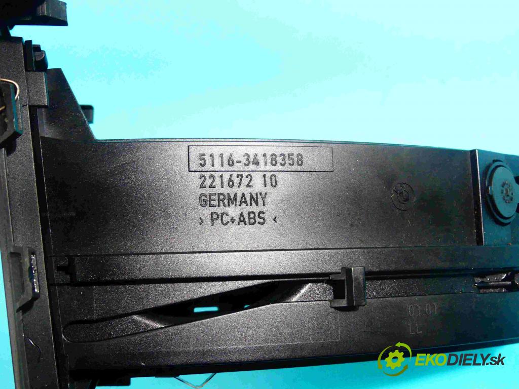 Bmw X3 E83 2003-2010 3.0d 204 HP automatic 150 kW 2993 cm3 5- Rukojeť: na nápoje: 5116-3418358 (Úchyty, držiaky na nápoje)