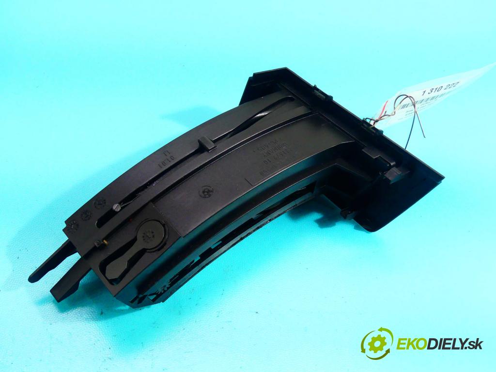 Bmw X3 E83 2003-2010 3.0d 204 HP automatic 150 kW 2993 cm3 5- Rukojeť: na nápoje: 5116-3418358 (Úchyty, držiaky na nápoje)