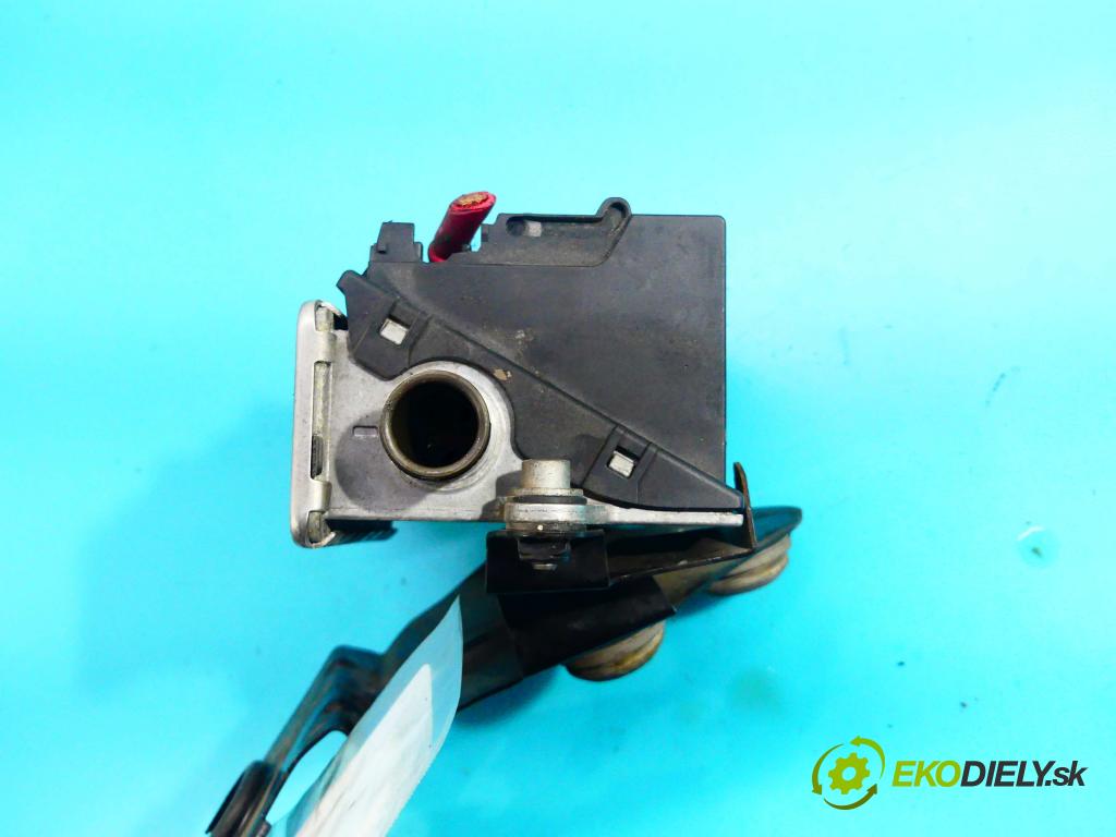 Bmw X3 E83 2003-2010 3.0d 204 hp automatic 150 kW 2993 cm3 5- Ohřívač: vody 9145439 (Ohřívání, ventilace)