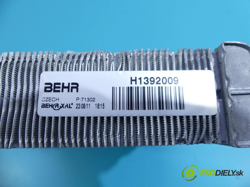 Audi Q5 2008-2016 2.0 tdi 170 hp automatic 125 kW 1968 cm3 5- radiátor H1392009 (Radiátory topení)