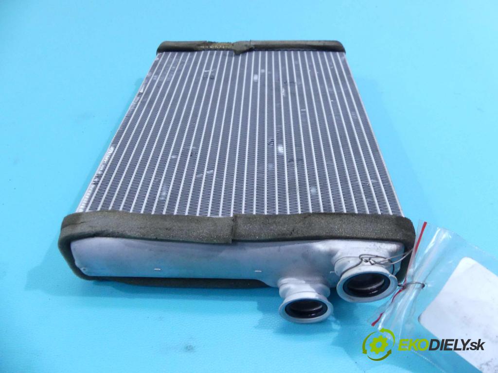 Audi Q5 2008-2016 2.0 tdi 170 hp automatic 125 kW 1968 cm3 5- radiátor  (Radiátory topení)