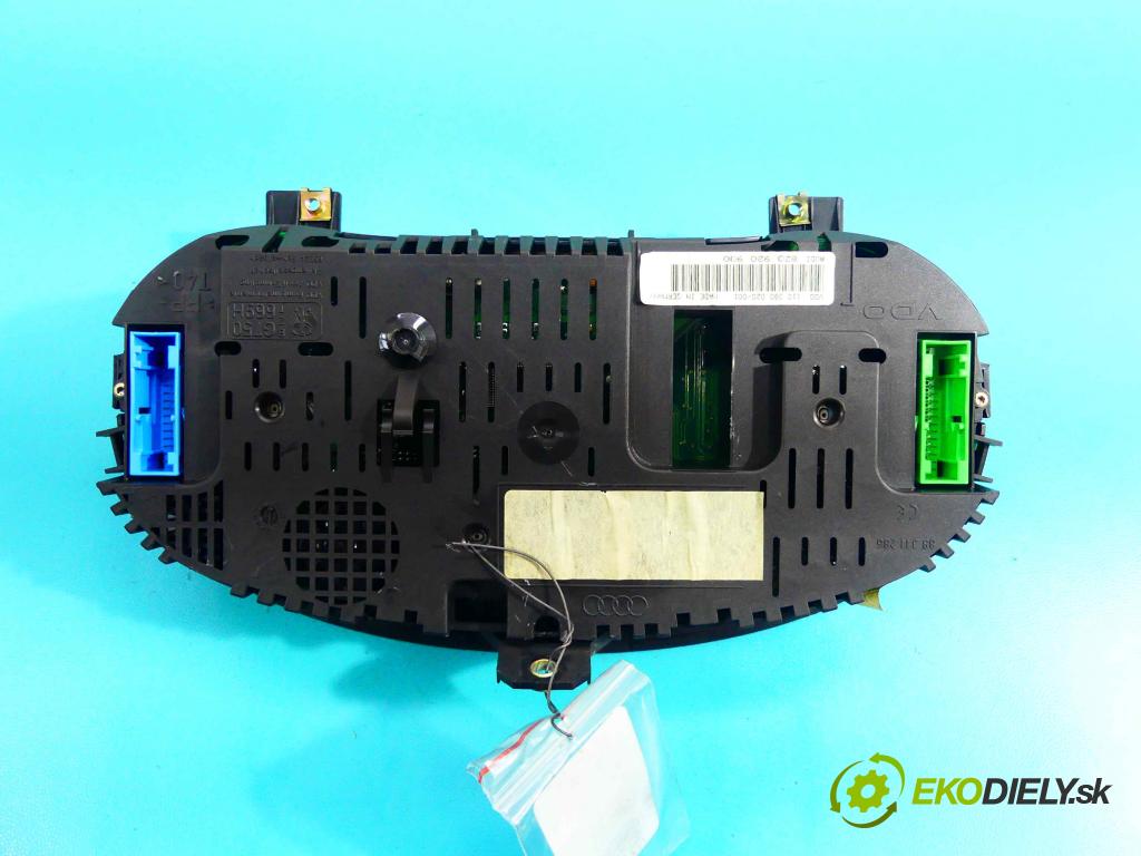 Audi A2 1.4 tdi 75 HP manual 55 kW 1422 cm3 5- prístrojovka/ budíky 8Z0920900 (Prístrojové dosky, displeje)