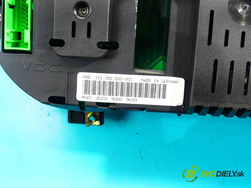 Audi A2 1.4 tdi 75 hp manual 55 kW 1422 cm3 5- Přístrojová deska 8Z0920900 (Přístrojové desky, displeje)