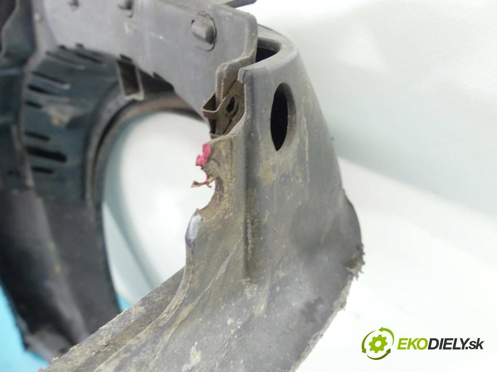 Audi A2 1.4 tdi 75 hp manual 55 kW 1422 cm3 5- blatnik přední levý 8Z0854729