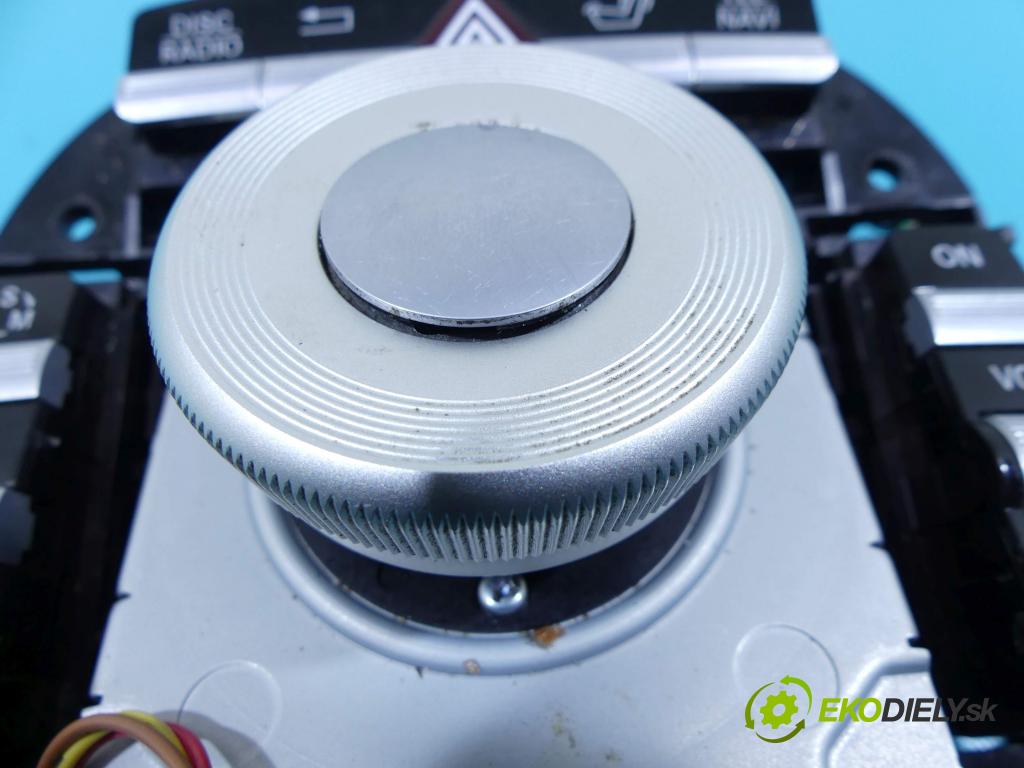 Mercedes S W221 2005-2013 2.1 cdi 204 HP automatic 150 kW 2143 cm3 4- panel kúrenia A2219054500