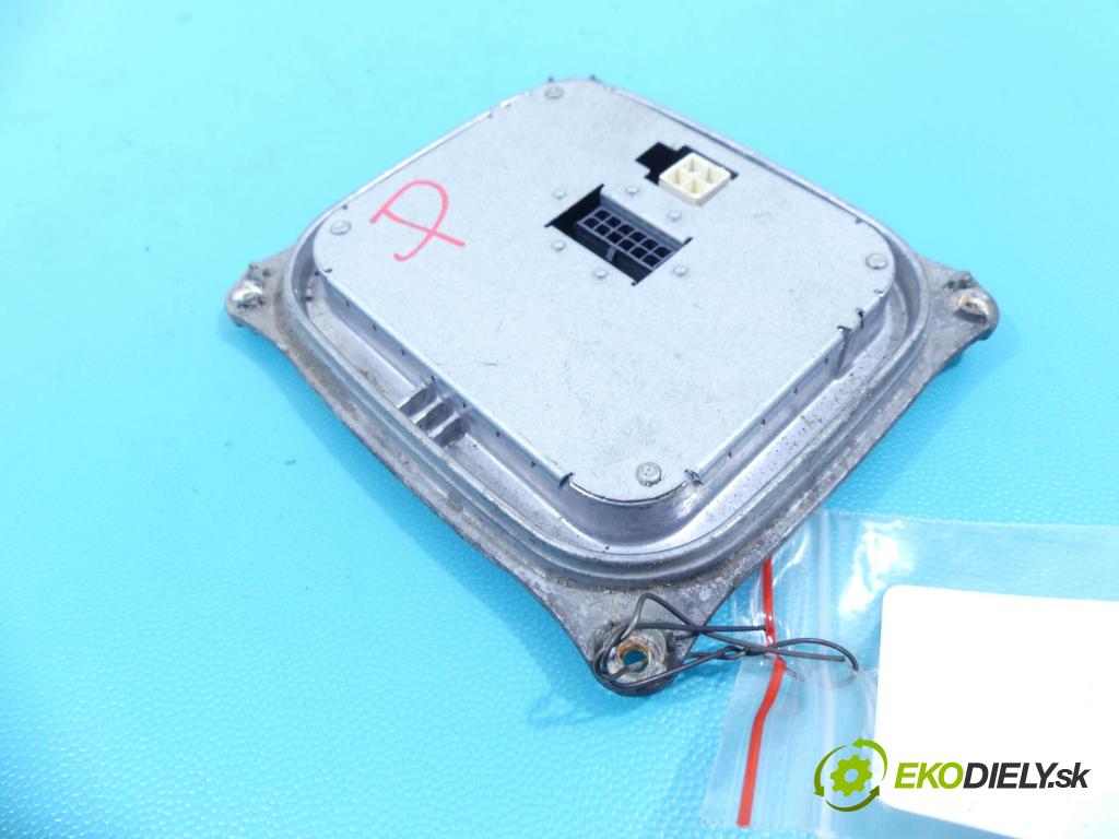 Mercedes S W221 2005-2013 2.1 cdi 204 HP automatic 150 kW 2143 cm3 4- střídač: xenon A2218706389 (Riadiace jednotky xenónu)