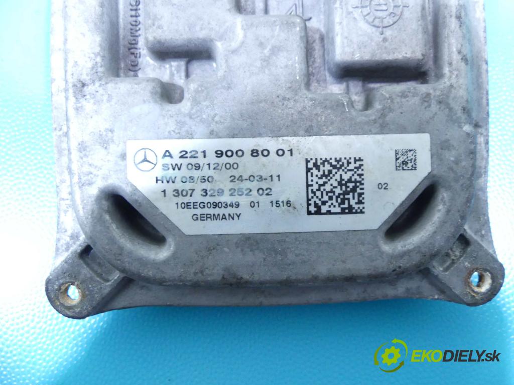 Mercedes S W221 2005-2013 2.1 cdi 204 HP automatic 150 kW 2143 cm3 4- střídač: xenon 130732925202 (Riadiace jednotky xenónu)