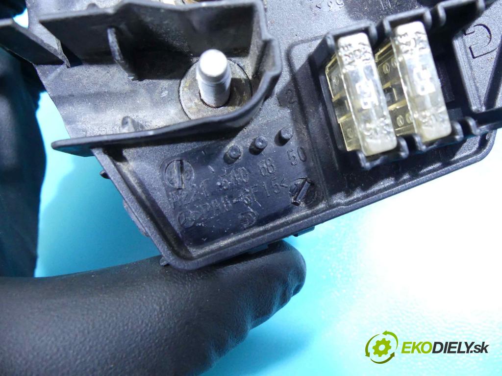 Mercedes S W221 2005-2013 2.1 cdi 204 hp automatic 150 kW 2143 cm3 4- skříňka pojistková A2215406850 (Pojistkové skříňky)