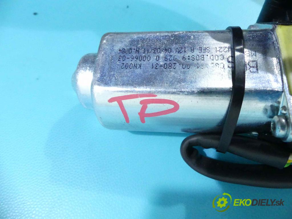 Mercedes S W221 2005-2013 2.1 cdi 204 HP automatic 150 kW 2143 cm3 4- roleta A2218100620 (Rolety kufra)