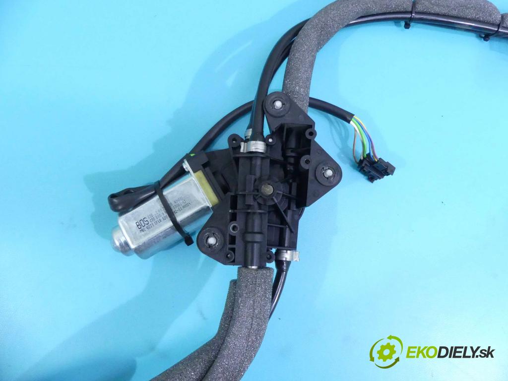 Mercedes S W221 2005-2013 2.1 cdi 204 HP automatic 150 kW 2143 cm3 4- roleta  (Rolety kufra)