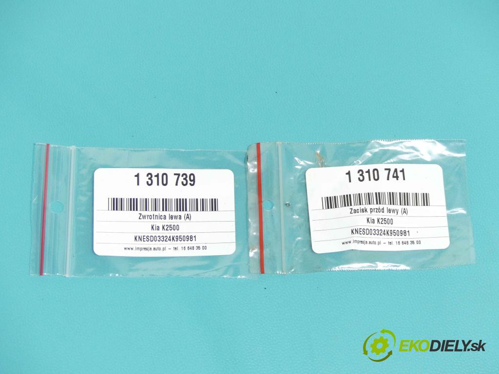 Kia K2500 2.5 94 HP manual 69 kW 2476 cm3 3- náboj ľavé (Náboje)