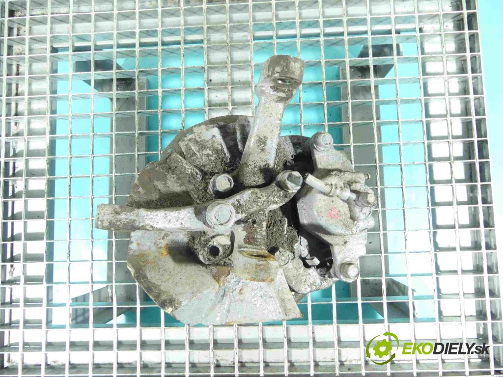 Kia K2500 2.5 94 HP manual 69 kW 2476 cm3 3- náboj pravé (Náboje)