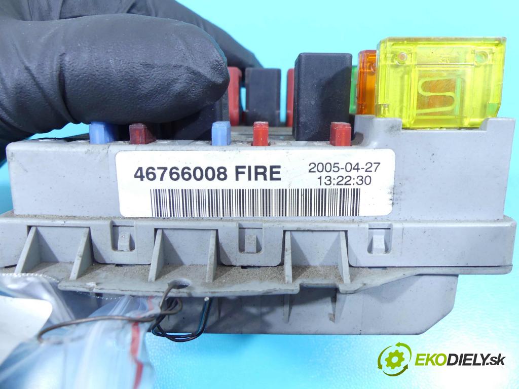 Fiat Albea 1.4 77 hp manual 57 kW 1368 cm3 4- skříňka pojistková 46766008 (Pojistkové skříňky)