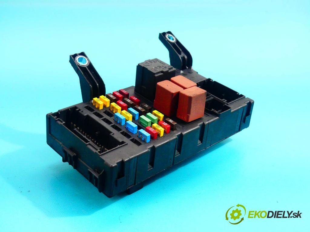 Fiat Albea 1.4 77 HP manual 57 kW 1368 cm3 4- modul riadiaca jednotka 51752207 (Ostatné)