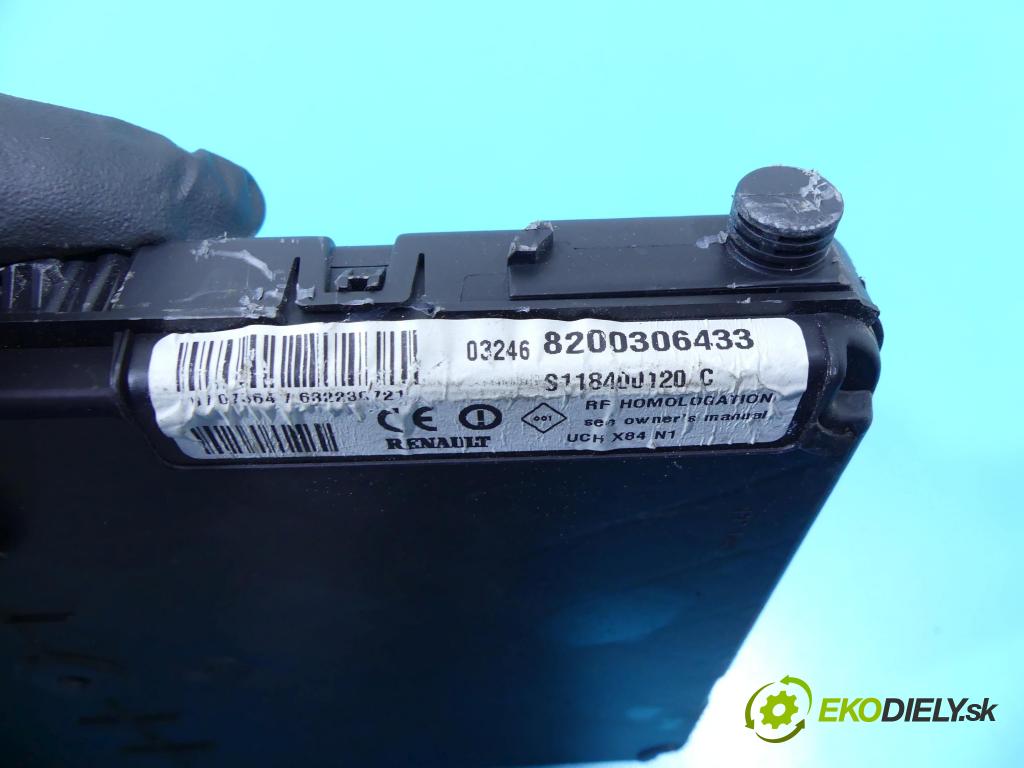 Renault Scenic II 2003-2009 1.9 dci 120 HP manual 88 kW 1870 cm3 5- modul riadiaca jednotka 8200306433 (Ostatné)