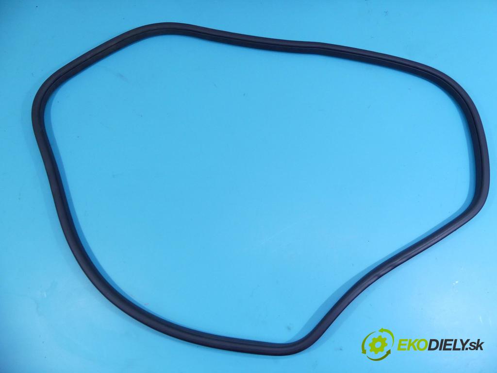 Land rover Discovery Sport 2014-2019 L550 2.0 td 150 hp manual 110 kW 1999 cm3 5- Těsnění: dveře zadní pravé FK72-253A10-A (Ostatní)