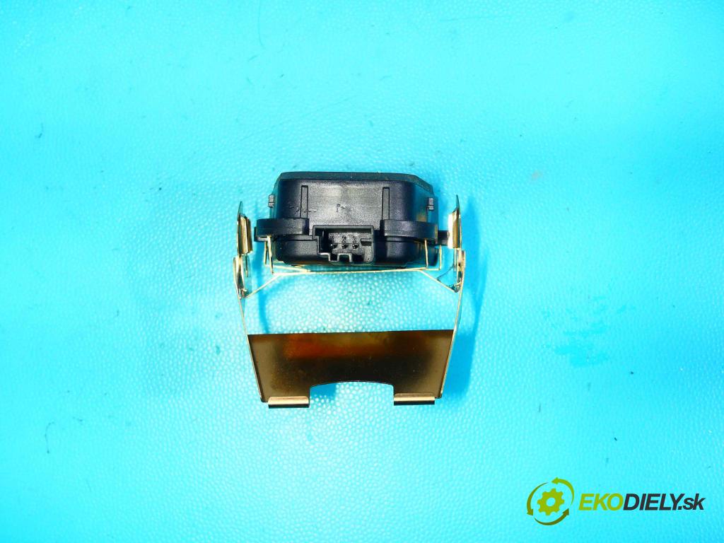 Land rover Discovery Sport 2014-2019 L550 2.0 td 150 HP manual 110 kW 1999 cm3 5- snímač déšť: CPLA-17D547-AJ (Snímače dažďa)