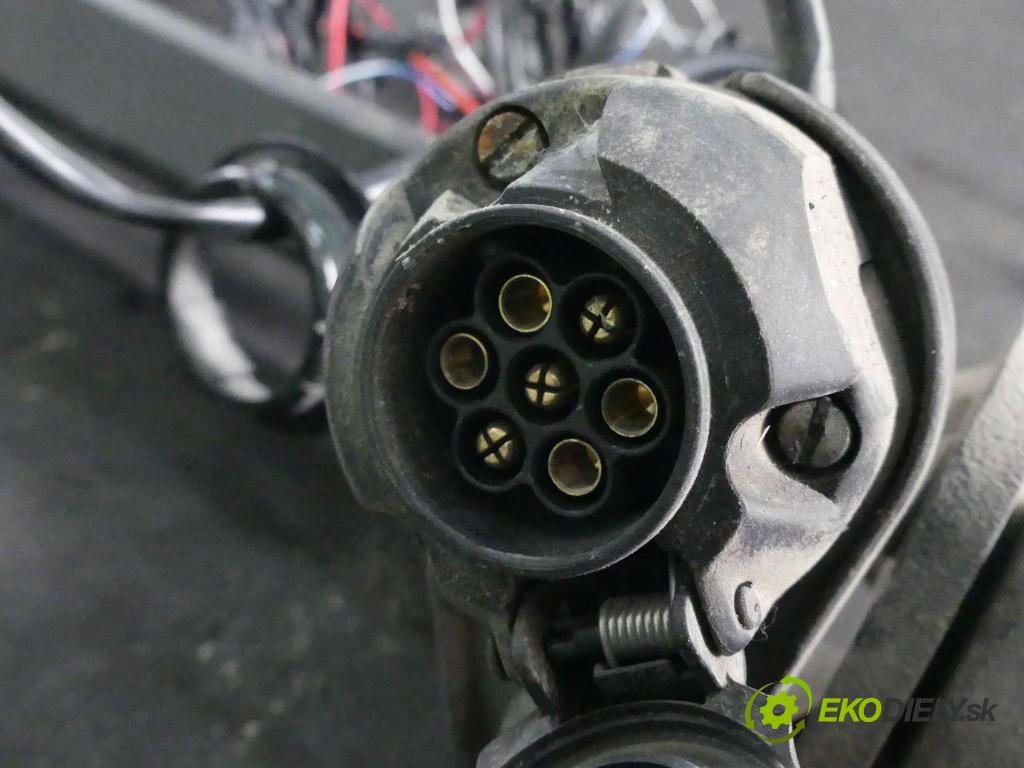 Land rover Discovery Sport 2014-2019 L550 2.0 td 150 hp manual 110 kW 1999 cm3 5- oko tažné 