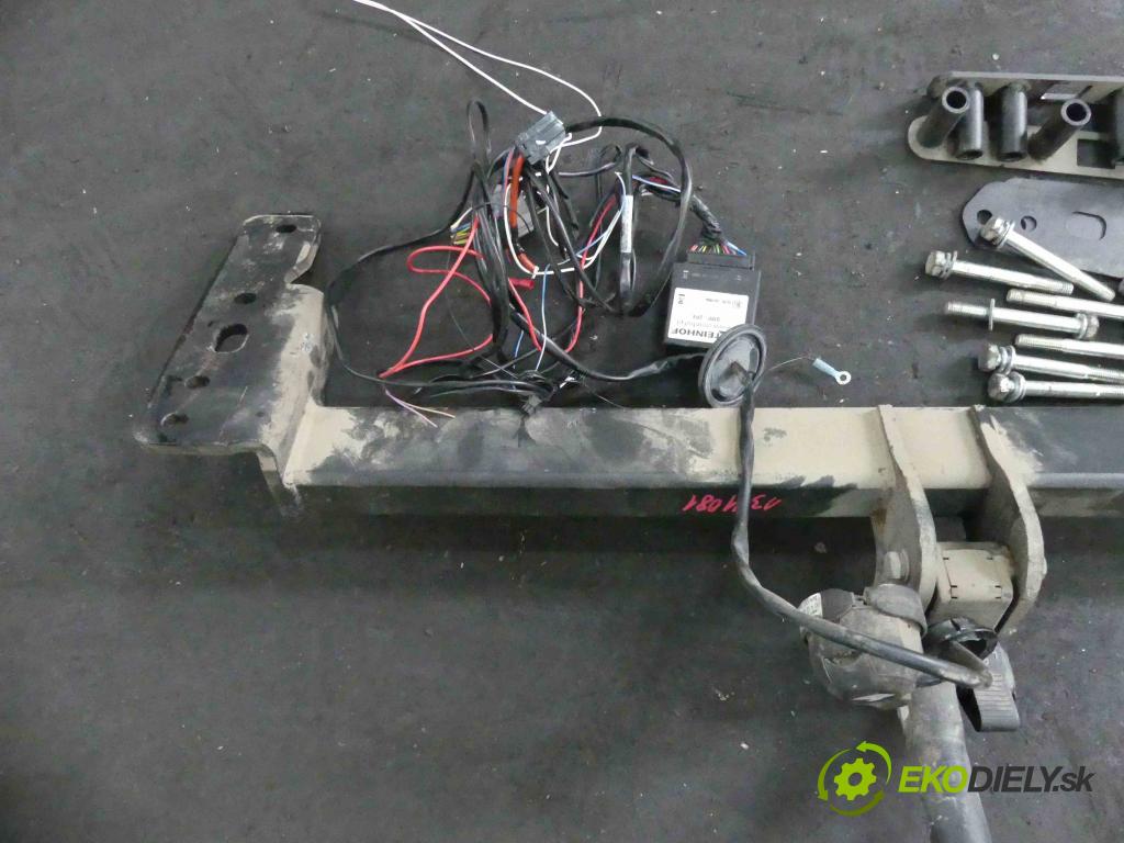 Land rover Discovery Sport 2014-2019 L550 2.0 td 150 hp manual 110 kW 1999 cm3 5- oko tažné