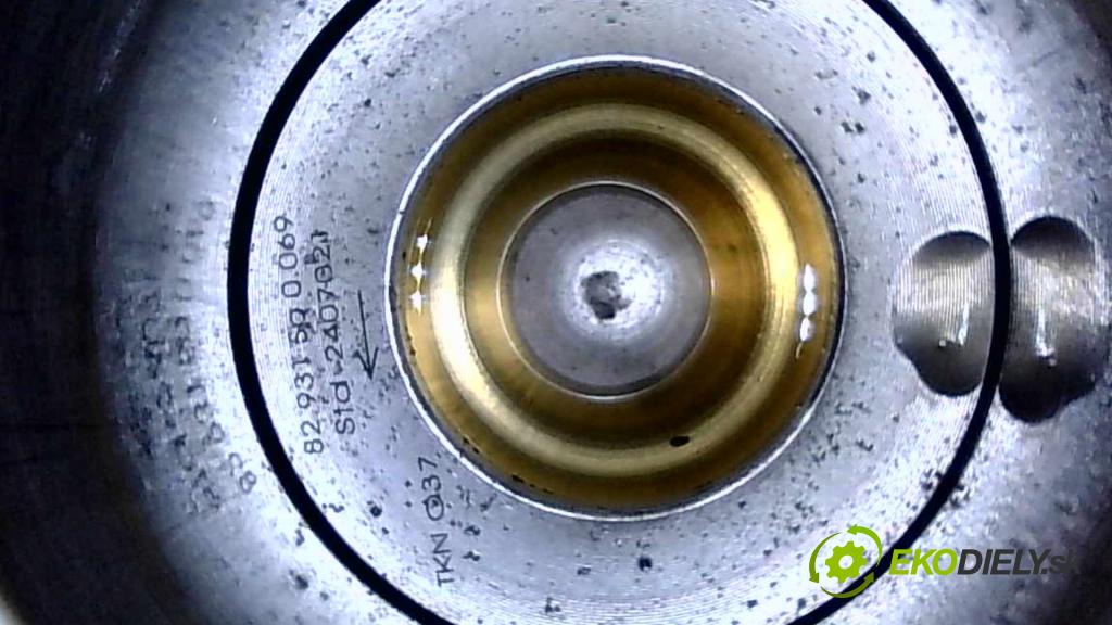 Land rover Discovery Sport 2014-2019 L550 2.0 td 150 HP manual 110 kW 1999 cm3 5- motor diesla 204DTD