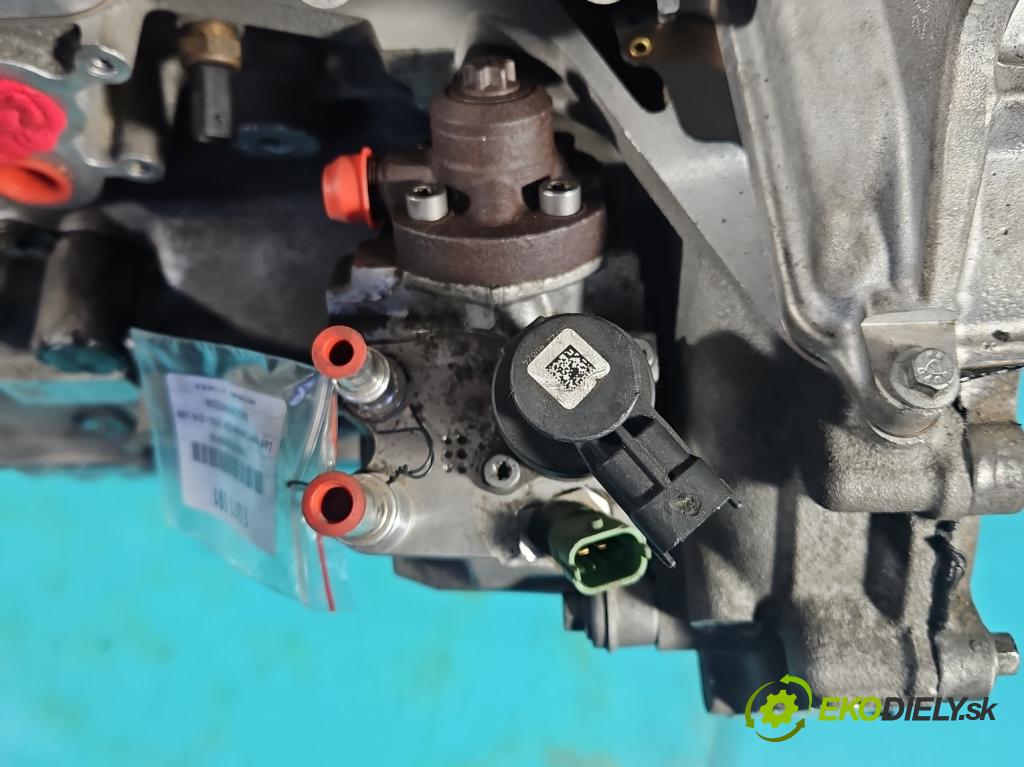 Land rover Discovery Sport 2014-2019 L550 2.0 td 150 HP manual 110 kW 1999 cm3 5- čerpadlo vstrekovacia 0445010772 (Vstrekovacie čerpadlo)