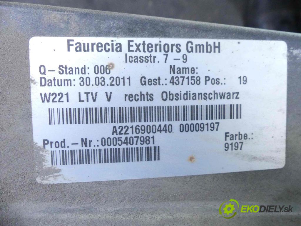 Mercedes S W221 2005-2013 2.1 cdi 204 hp automatic 150 kW 2143 cm3 4- lišta práh: pravé A2216900440 (Lišty prahů)