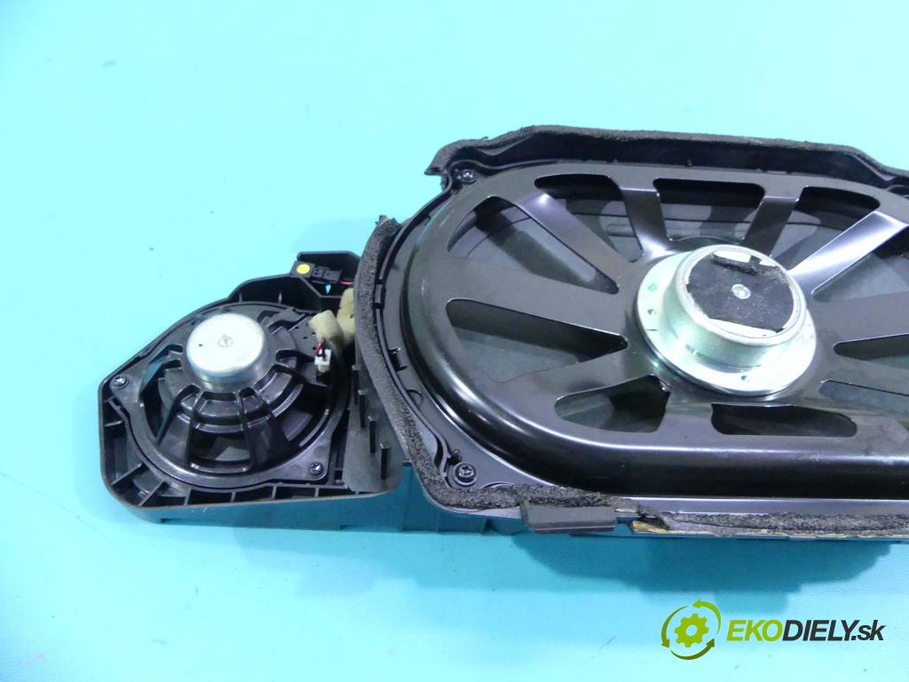 Mercedes S W221 2005-2013 2.1 cdi 204 HP automatic 150 kW 2143 cm3 4- Subwoofer: A2218208102 (Audio zariadenia)