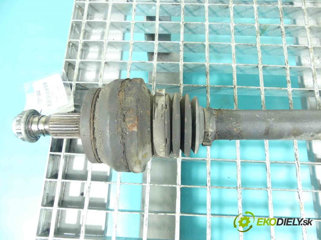 Mercedes S W221 2005-2013 2.1 cdi 204 HP automatic 150 kW 2143 cm3 4- poloos ľavé (Poloosy)