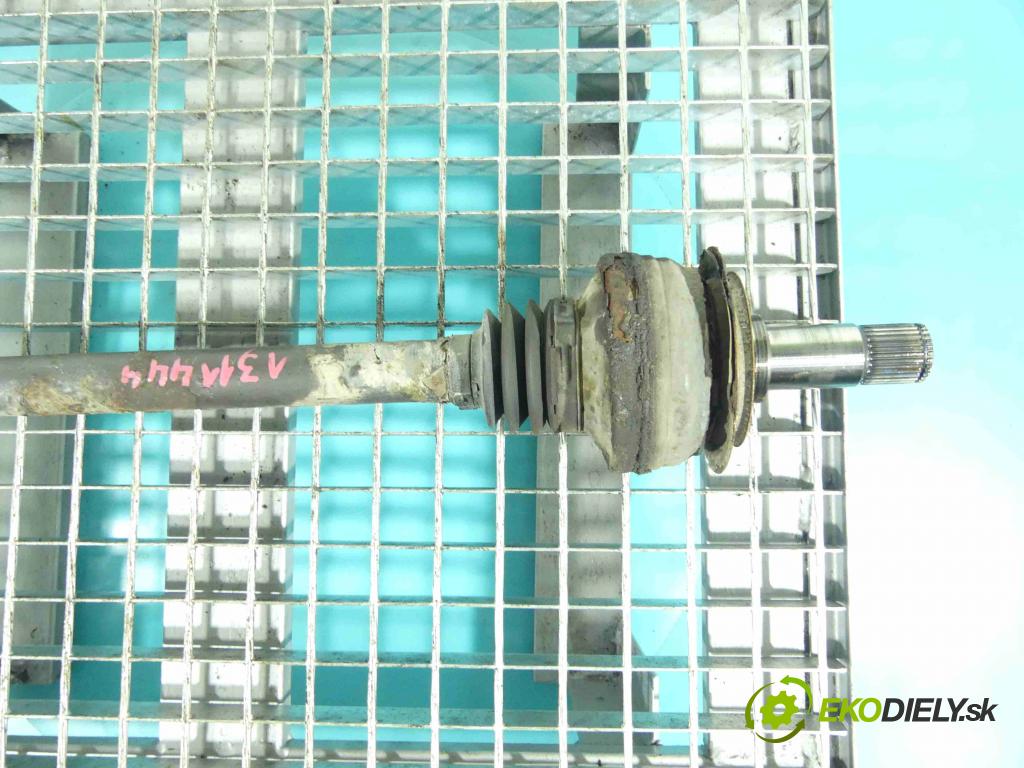 Mercedes S W221 2005-2013 2.1 cdi 204 HP automatic 150 kW 2143 cm3 4- poloos ľavé (Poloosy)