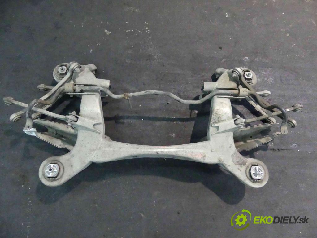 Mercedes S W221 2005-2013 2.1 cdi 204 hp automatic 150 kW 2143 cm3 4- zadní výztuha 