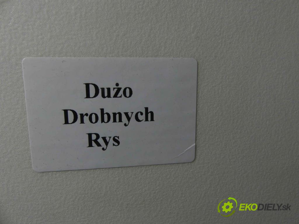 Daewoo Lanos 1.5 16V 99 hp manual 73 kW 1498 cm3 4- zadní kufrové dveře  (Zadní kapoty)