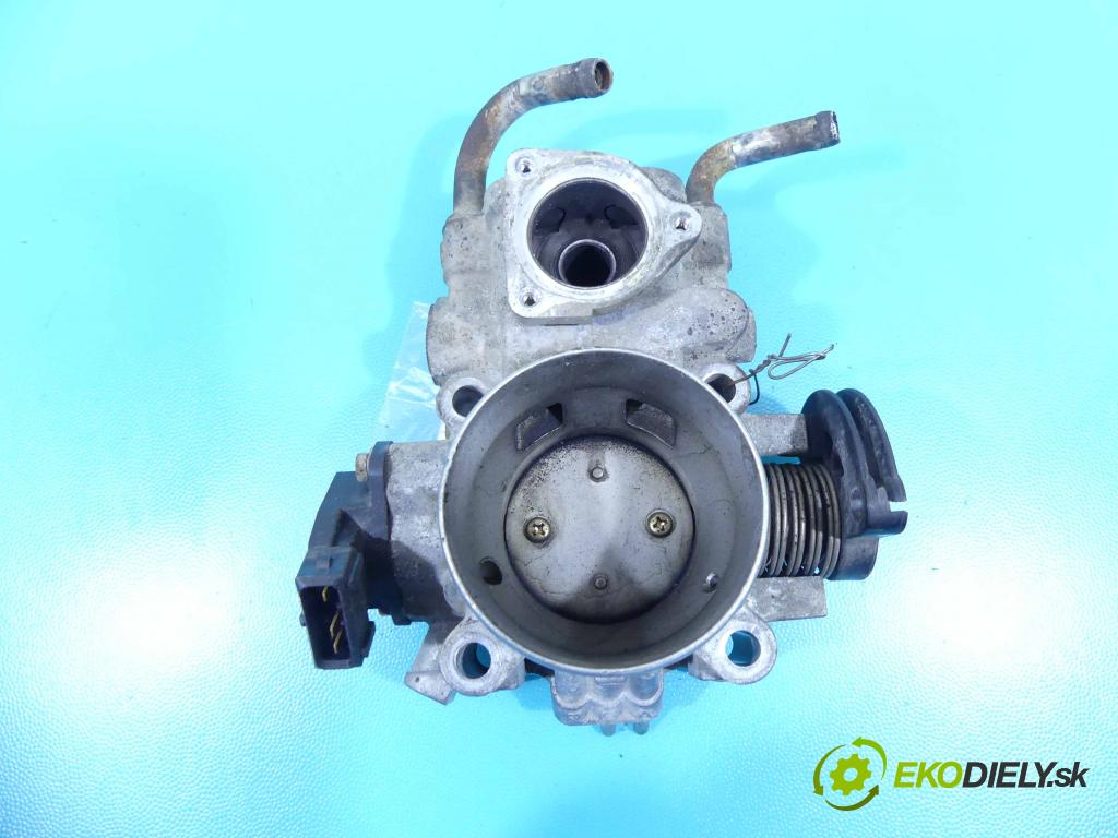 Mitsubishi Carisma 1.6 16v 103 HP manual 76 kW 1597 cm3 5- klapka  (Škrtiace klapky)