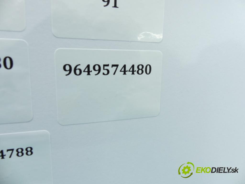 Citroen C3 I 2002-2009 1.4 hdi 68 HP manual 50 kW 1398 cm3 5- vstrek 9649574480 (Vstrekovače)