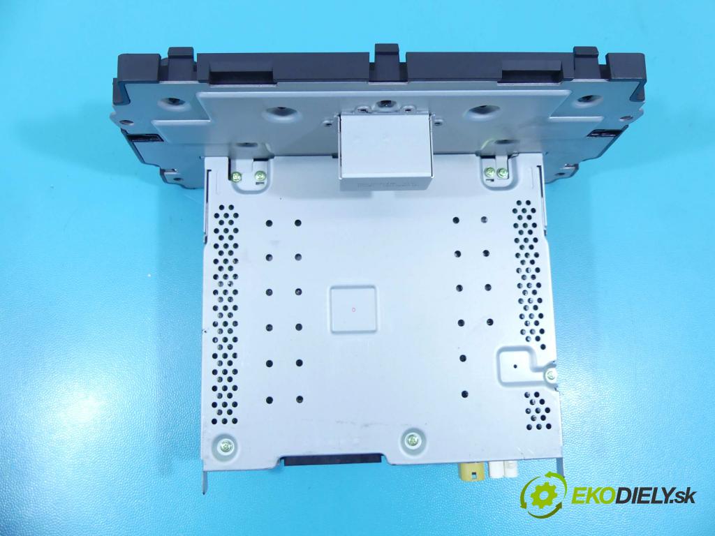 Skoda Rapid 2012-2019 1.4 tdi 90 HP manual 66 kW 1422 cm3 5- Radio originál 5JA035871A