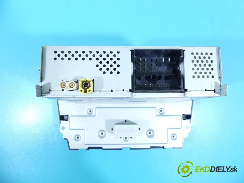 Skoda Rapid 2012-2019 1.4 tdi 90 HP manual 66 kW 1422 cm3 5- Radio originál 5JA035871A