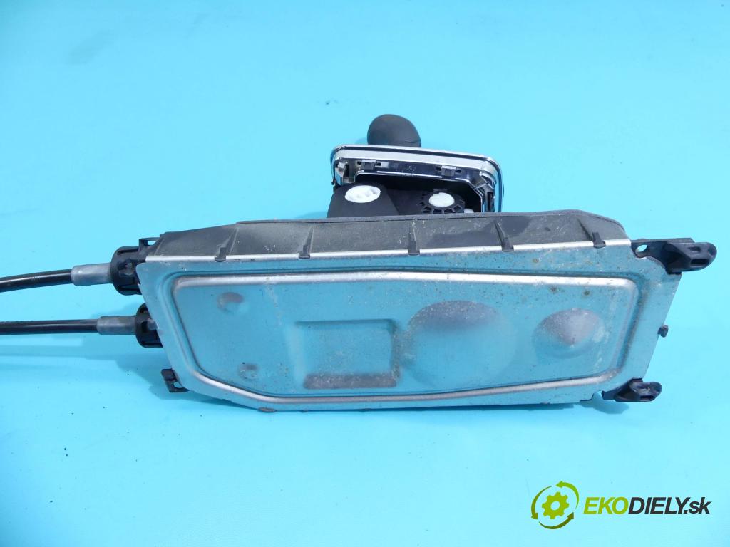 Skoda Rapid 2012-2019 1.4 tdi 90 HP manual 66 kW 1422 cm3 5- Páka: Změny: stupeň,rýchlosť 6RA711049D (Rýchlostné páky / kulisy)