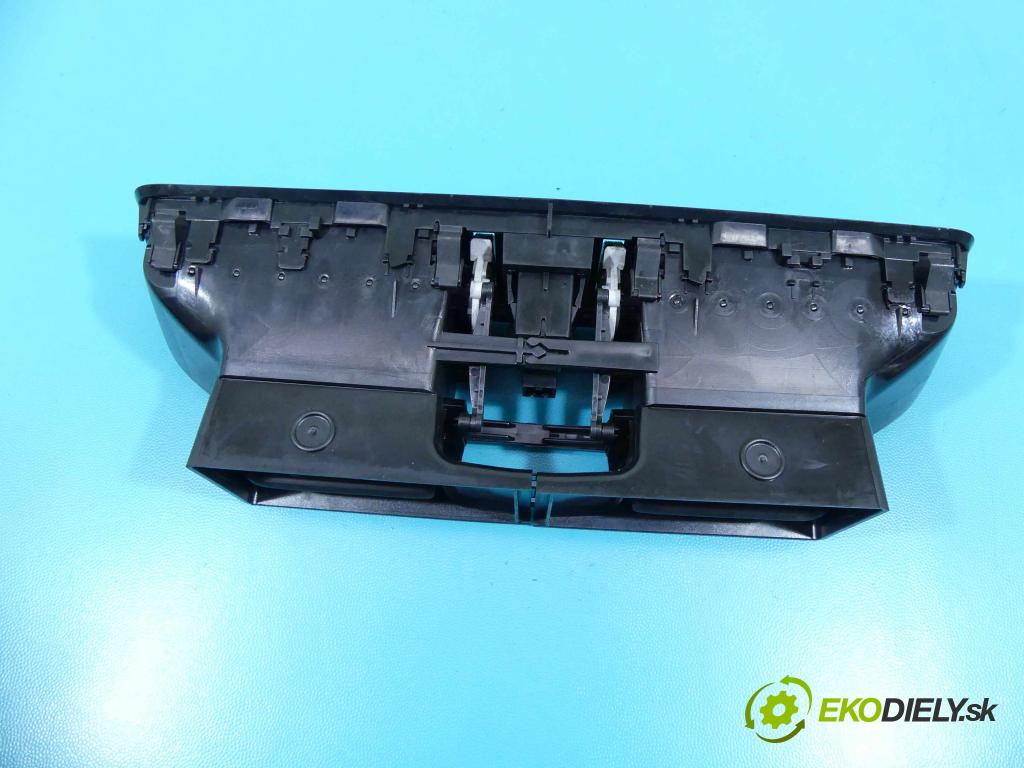 Skoda Rapid 2012-2019 1.4 tdi 90 HP manual 66 kW 1422 cm3 5- Mřížka: kúrenia stredová 5JA820951C (Mriežky kúrenia (fukáre))