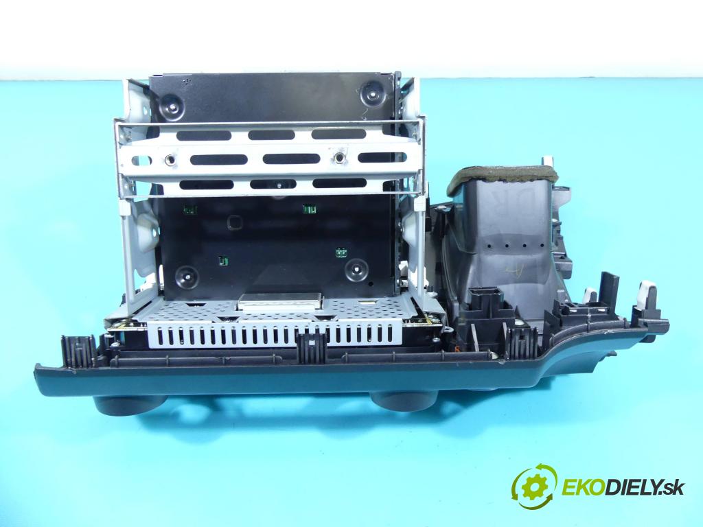 Honda Civic VIII 2006-2011 1.8 16V 140 HP automatic 103 kW 1799 cm3 4- Radio originál 39100-SNA-G231-M1