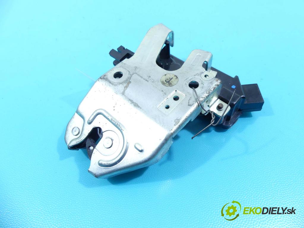 Honda Civic VIII 2006-2011 1.8 16V 140 hp automatic 103 kW 1799 cm3 4- zámek kufrových dveří zadní 