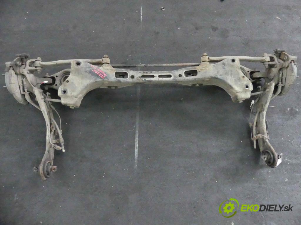 Hyundai Ix35 2.0 16v 163 hp manual 120 kW 1998 cm3 5- zadní výztuha 