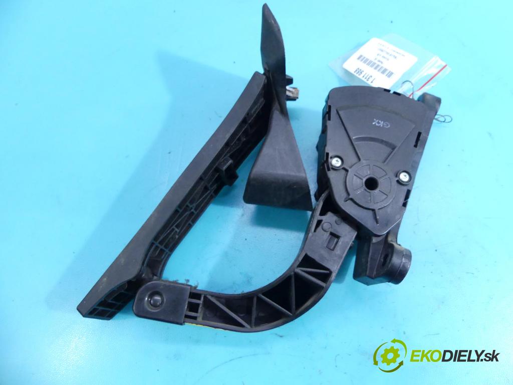 Hyundai Ix35 2.0 16v 163 HP manual 120 kW 1998 cm3 5- pedále GKZ0107A-2S100 (Pedále)