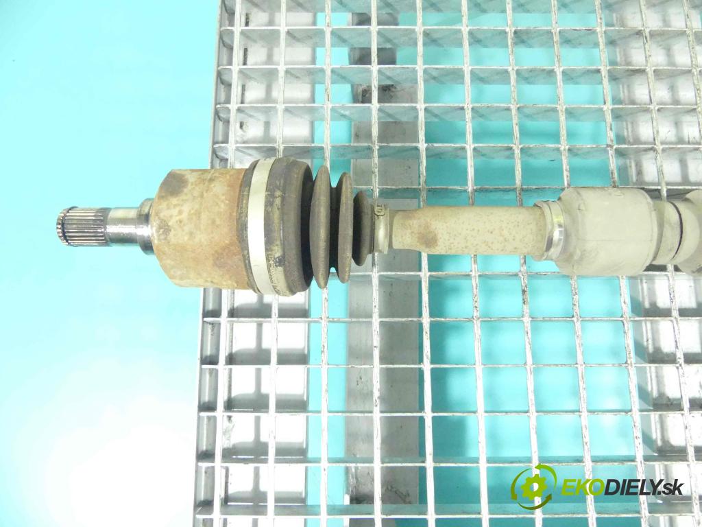 Hyundai Ix35 2.0 16v 163 HP manual 120 kW 1998 cm3 5- poloos pravé  (Poloosy)