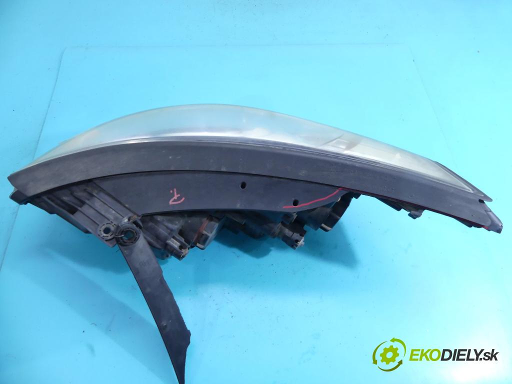 Hyundai Ix35 2.0 16v 163 HP manual 120 kW 1998 cm3 5- Reflektor: pravý 92102-2Y (Pravé)