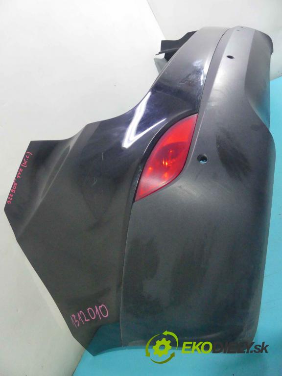 Hyundai Ix35 2.0 16v 163 HP manual 120 kW 1998 cm3 5- nárazník zadné  (Kľučka dverí ostatné)