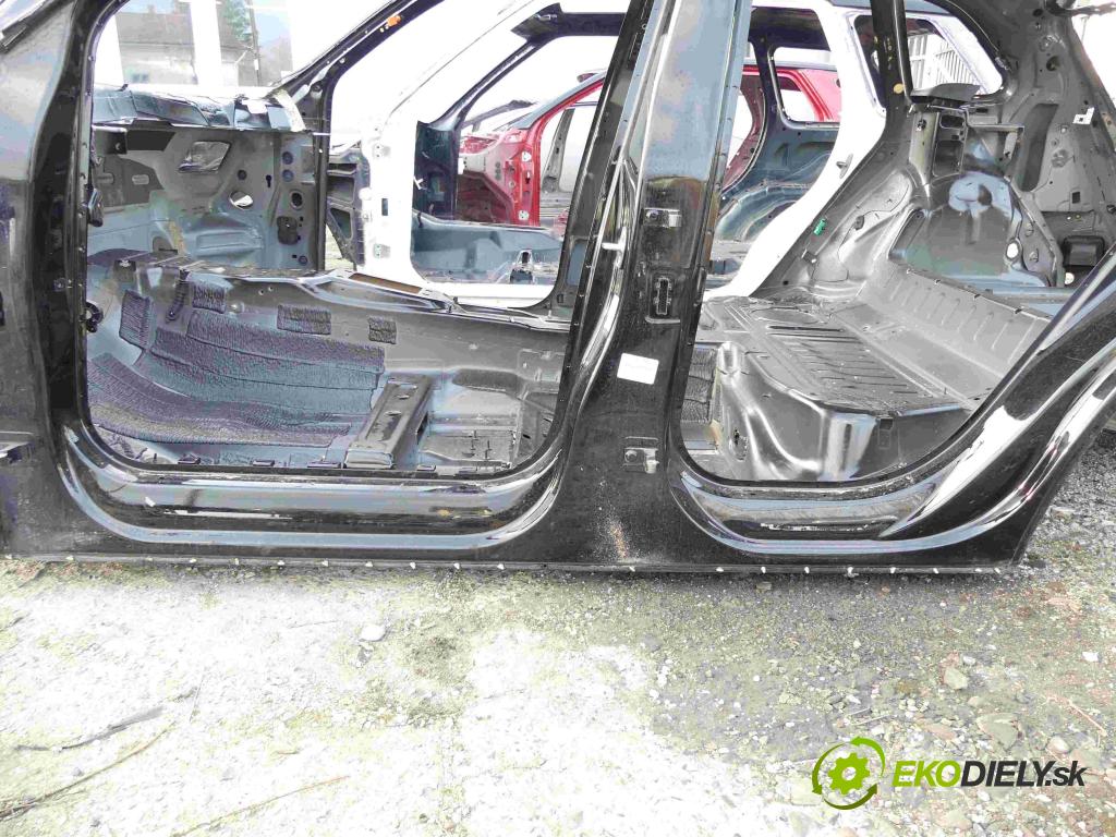 Audi Q5 2008-2016 2.0 tdi 170 hp automatic 125 kW 1968 cm3 5- práh levý  (Ostatní)