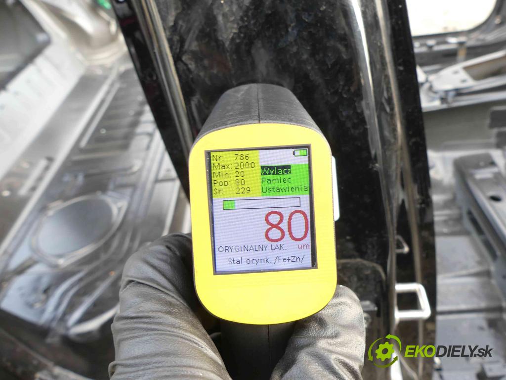 Audi Q5 2008-2016 2.0 tdi 170 hp automatic 125 kW 1968 cm3 5- práh pravý  (Ostatní)