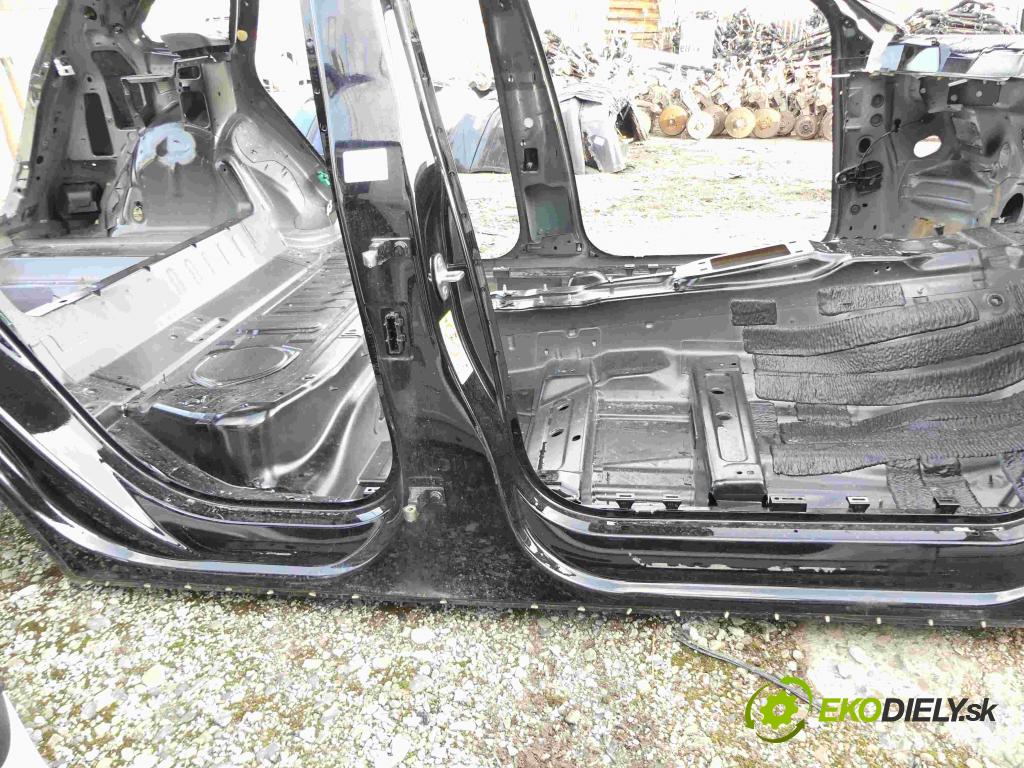 Audi Q5 2008-2016 2.0 tdi 170 hp automatic 125 kW 1968 cm3 5- práh pravý  (Ostatní)