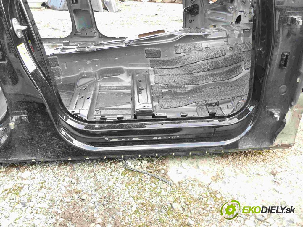 Audi Q5 2008-2016 2.0 tdi 170 hp automatic 125 kW 1968 cm3 5- práh pravý  (Ostatní)