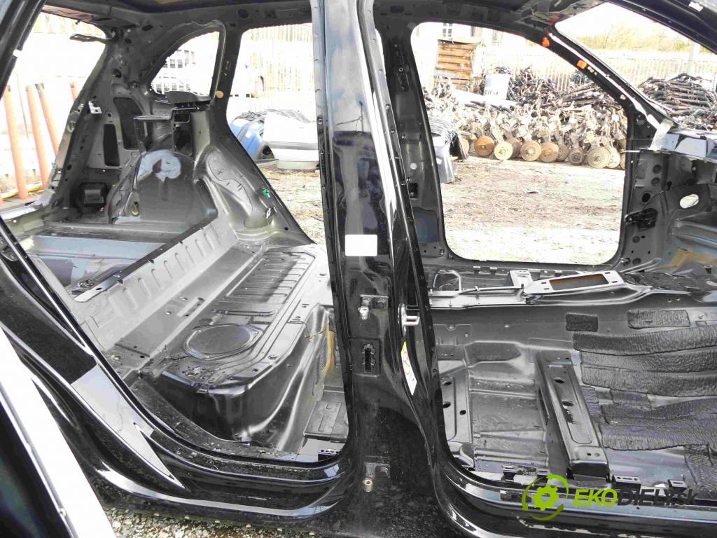 Audi Q5 2008-2016 2.0 tdi 170 hp automatic 125 kW 1968 cm3 5- práh pravý  (Ostatní)