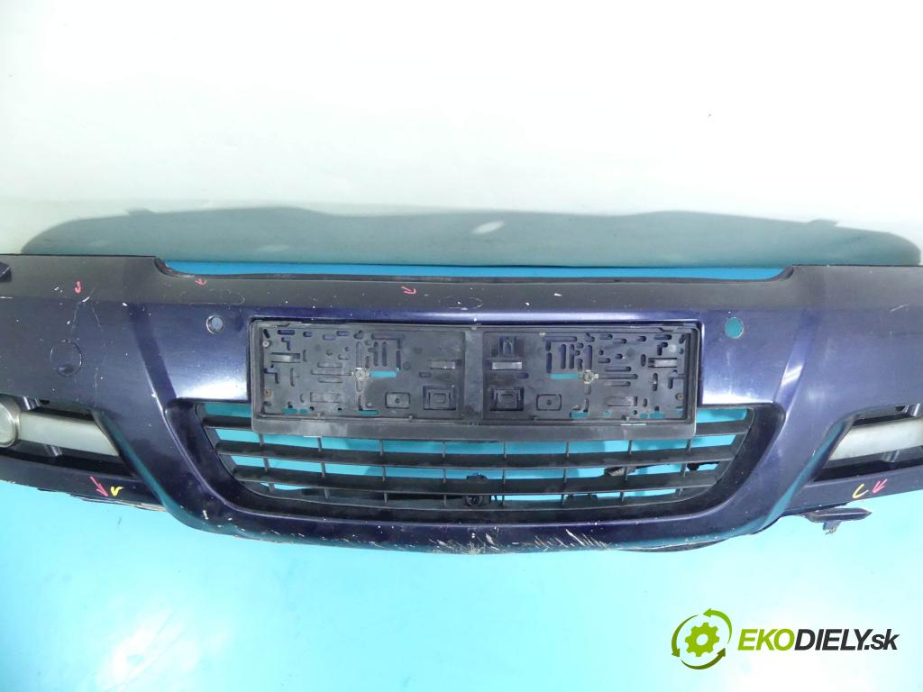 Opel Signum 3.0 cdti 177 hp manual 130 kW 2959 cm3 5- nárazník přední